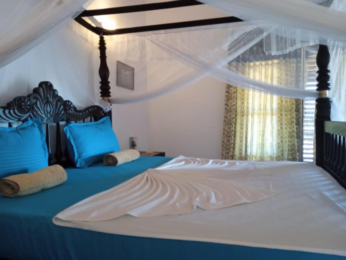 Pearl Cave Cabanas & Resturant แทนกาลเล ภายนอก รูปภาพ
