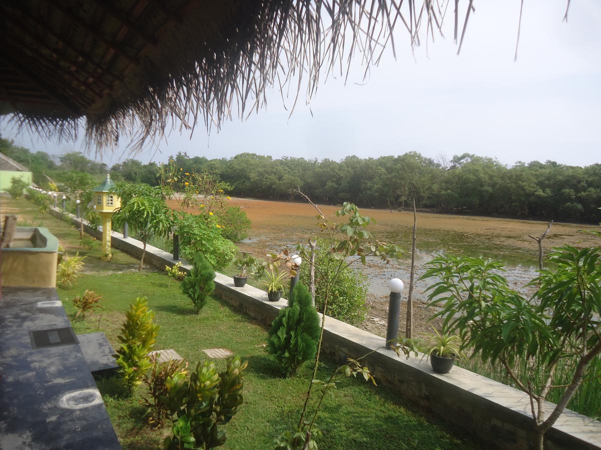 Pearl Cave Cabanas & Resturant แทนกาลเล ภายนอก รูปภาพ