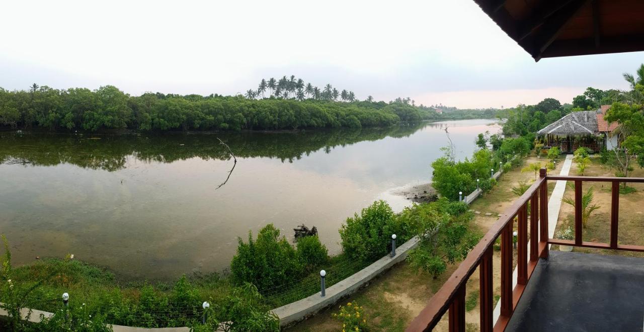 Pearl Cave Cabanas & Resturant แทนกาลเล ภายนอก รูปภาพ